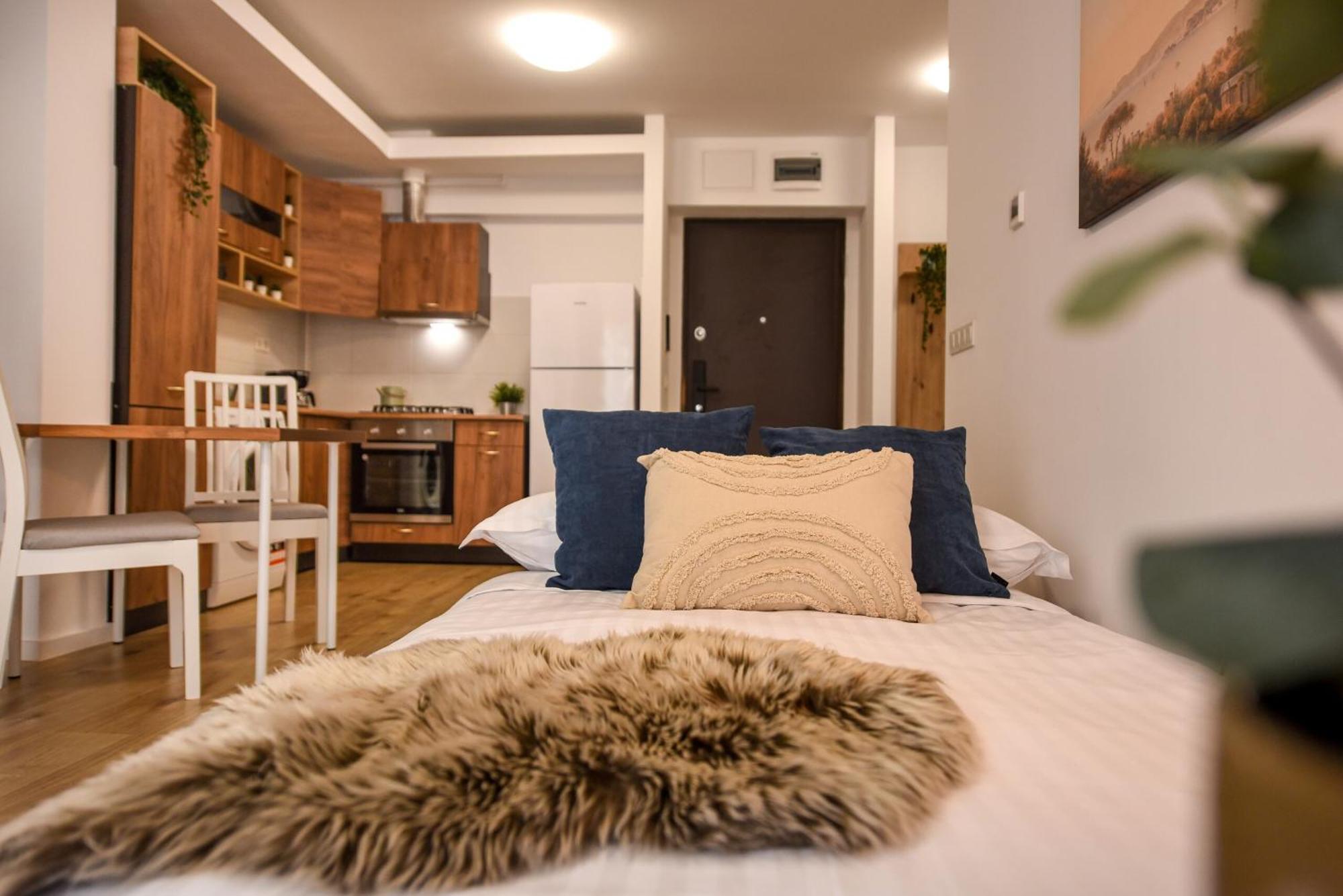 Perfect Stay: Urban Heaven In Aviatiei Business Area Boekarest Kamer foto